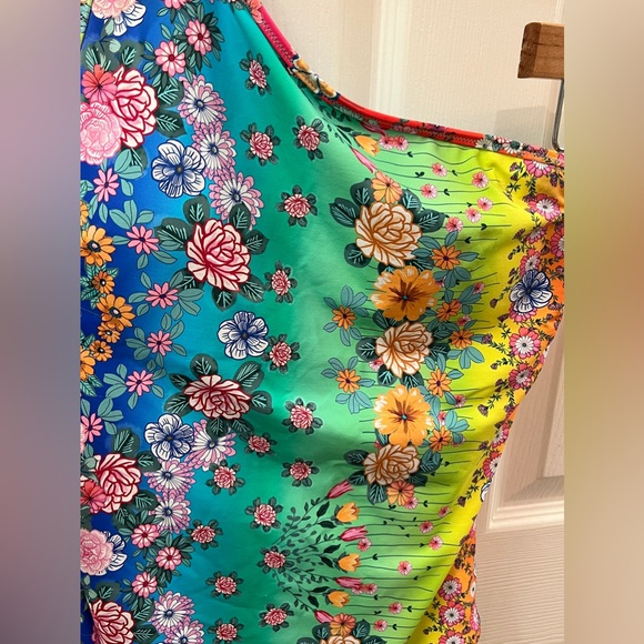 NWOT Johnny Was One-Shoulder Ombré Floral Swimsuit SIZE L - Picture 5 of 8